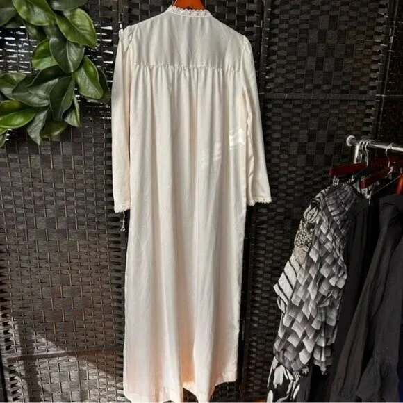 Christian Dior vintage union label nightgown with lace bib style small - Picture 10 of 10